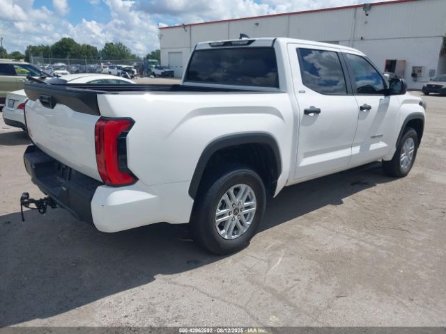2024 TOYOTA TUNDRA 5TFLA5DB5RX222315 Photo 3