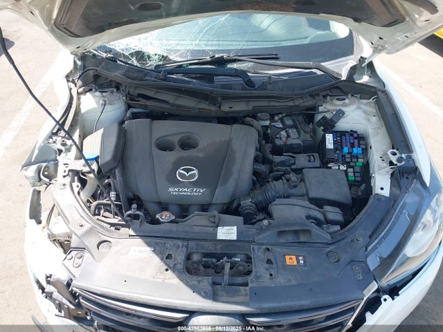 Mazda py 2016 JM3KE2BY2G0792145 Image 10