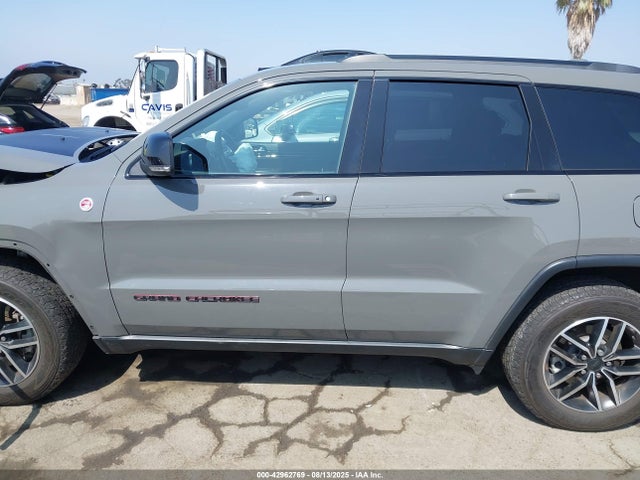 1C4RJFLG1MC527534 Jeep Grand Cherokee
