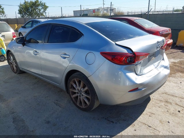 Mazda pe 2017 3MZBN1V75HM108352 Image 3