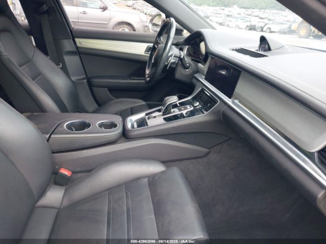 2021 PORSCHE PANAMERA WP0AB2A71ML139550 Photo 4