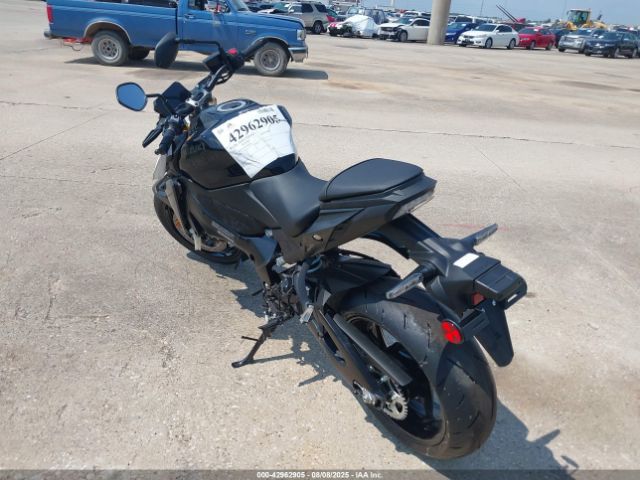 2025 SUZUKI GSX-S1000 JS1EK11D4S7100064 Photo 2