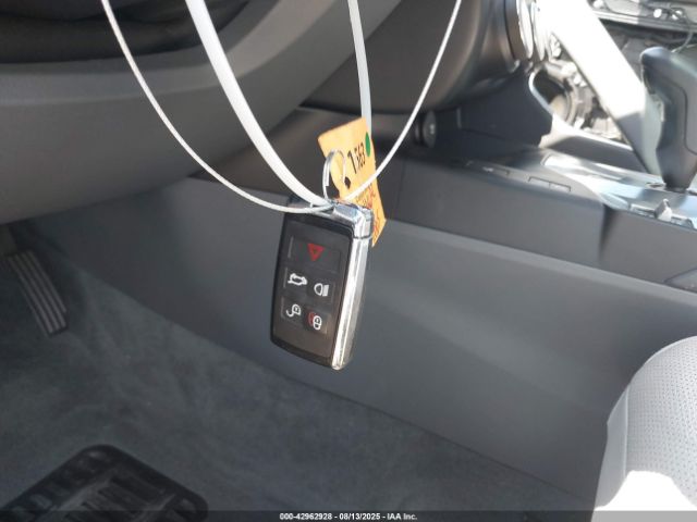 2019 JAGUAR E-PACE SADFP2FX3K1Z33737 Photo 10