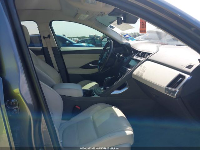 2019 JAGUAR E-PACE SADFP2FX3K1Z33737 Photo 4
