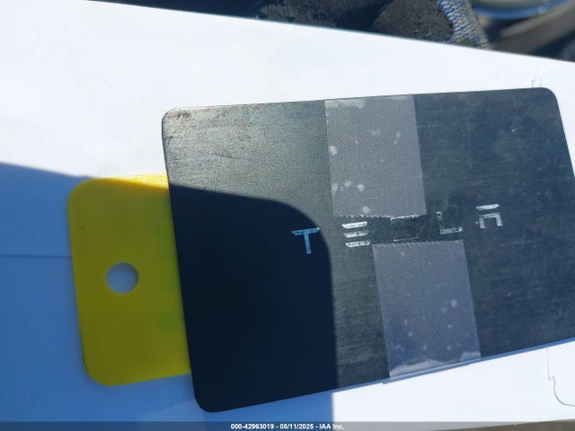 2022 TESLA MODEL Y 7SAYGDEE4NF571187 Photo 10