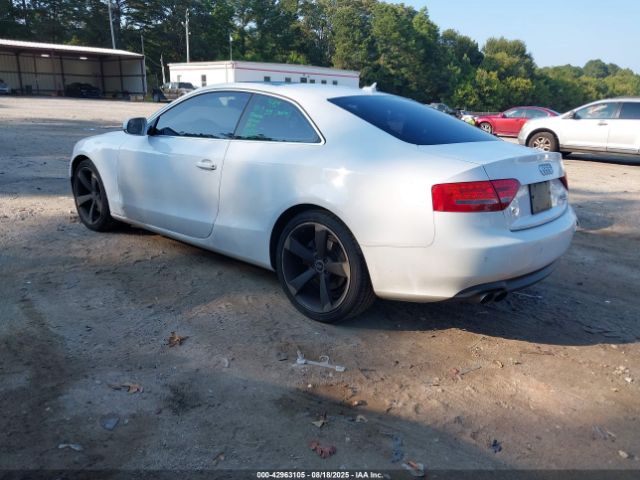 2011 AUDI A5 WAU3FAFR6BA016981 Photo 2