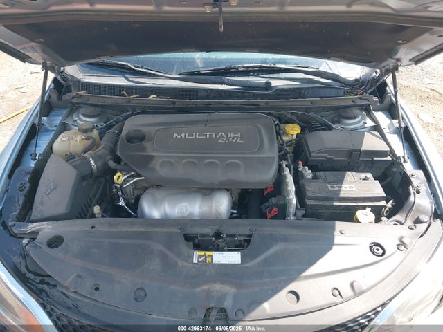 1C3CCCAB1FN684126 Chrysler 200