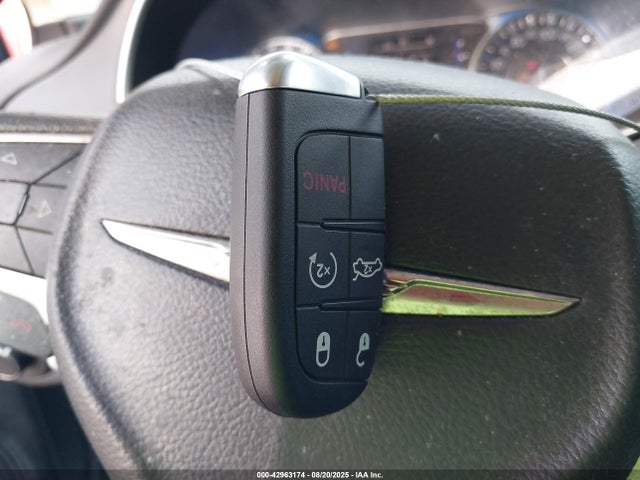 1C3CCCAB1FN684126 Chrysler 200