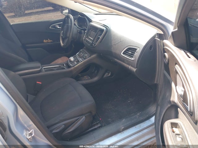 1C3CCCAB1FN684126 Chrysler 200
