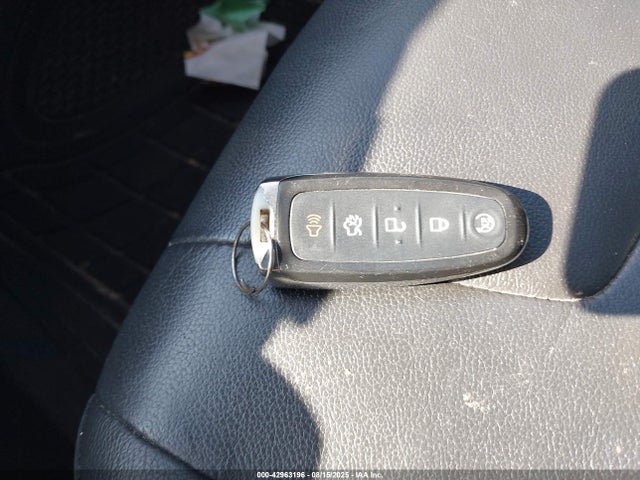 Ford 2016 2016 1FADP3N20GL254072 Image 11