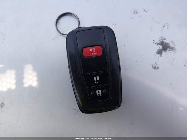 Toyota Prius Two 2017 JTDKBRFU3H3564544 Image 11