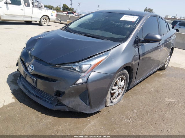Toyota Prius Two 2017 JTDKBRFU3H3564544 Image 2