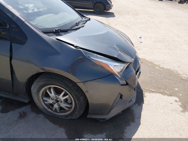 Toyota Prius Two 2017 JTDKBRFU3H3564544 Image 6