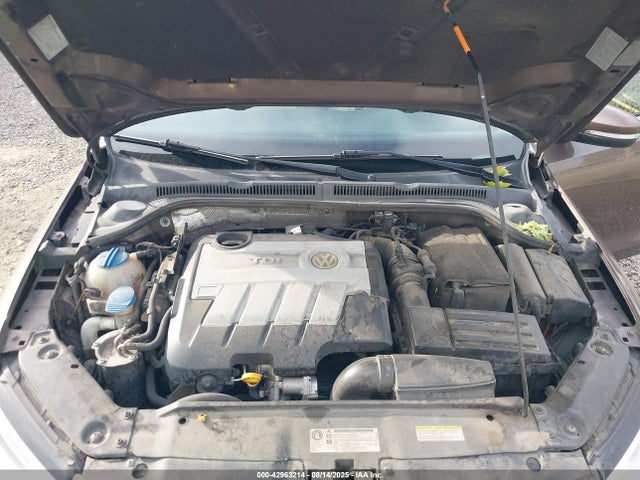 3VW3L7AJ1EM408240 Volkswagen Tdi