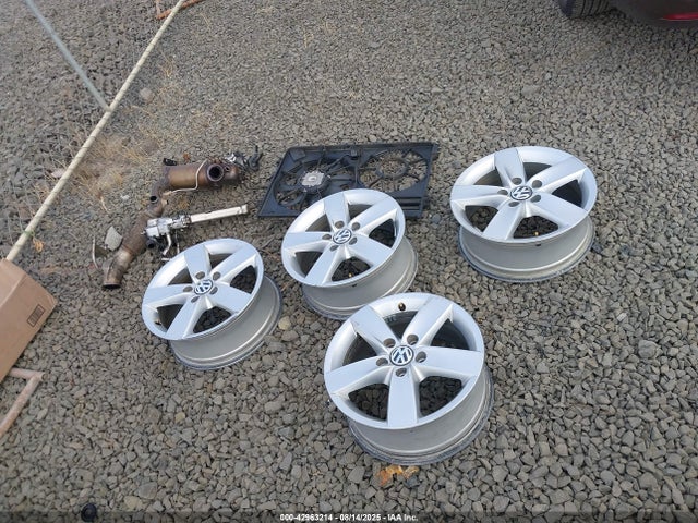 3VW3L7AJ1EM408240 Volkswagen Tdi