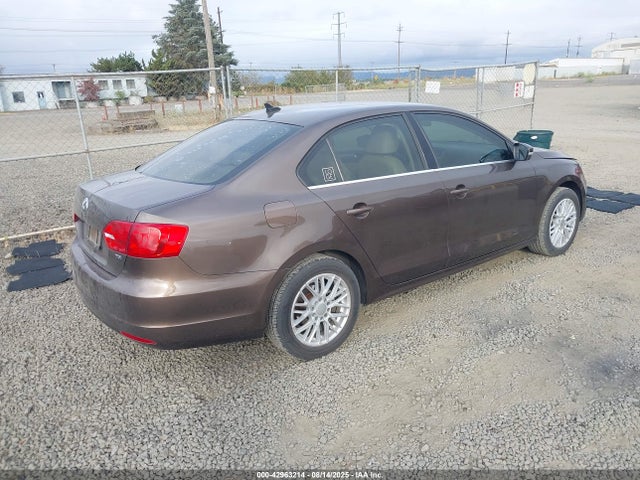 3VW3L7AJ1EM408240 Volkswagen Tdi
