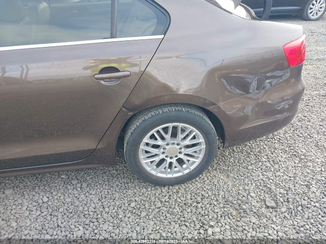 3VW3L7AJ1EM408240 Volkswagen Tdi
