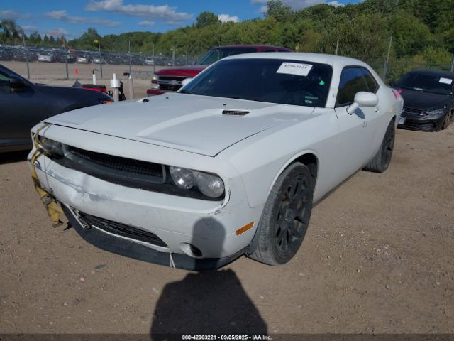 2013 DODGE CHALLENGER 2C3CDYAGXDH669894 Photo 1