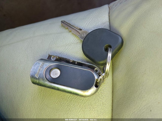 2006 CADILLAC DTS 1G6KD57Y26U120523 Photo 10