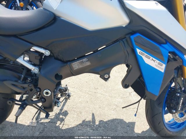 2025 SUZUKI GSX-S1000 JS1EK11D6S7100034 Photo 7