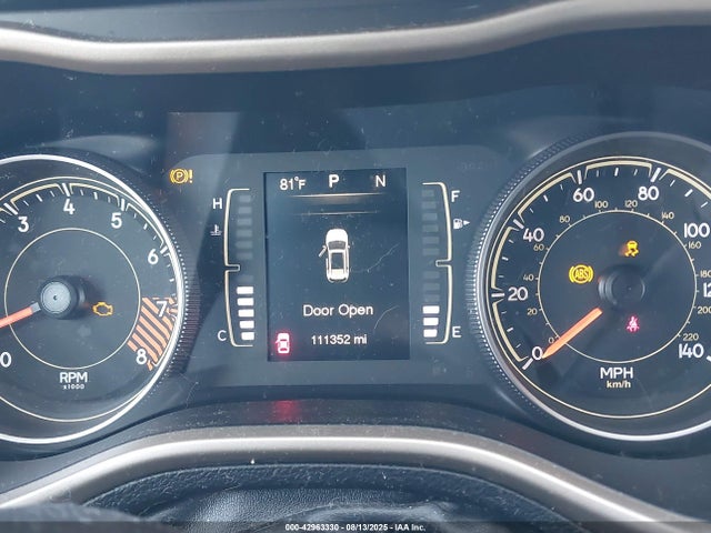2015 Jeep Cherokee Latitude მანქანა იყიდება აუქციონზე, vin: 1C4PJMCS6FW587343, აუქციონის ნომერი: 42963330