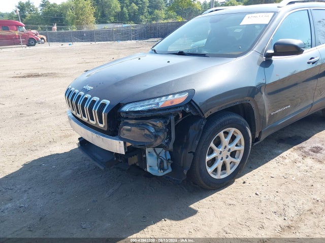 2015 Jeep Cherokee Latitude მანქანა იყიდება აუქციონზე, vin: 1C4PJMCS6FW587343, აუქციონის ნომერი: 42963330
