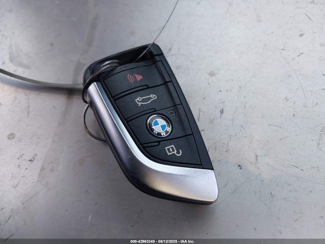 WBXHU7C38J5H43778 BMW X1