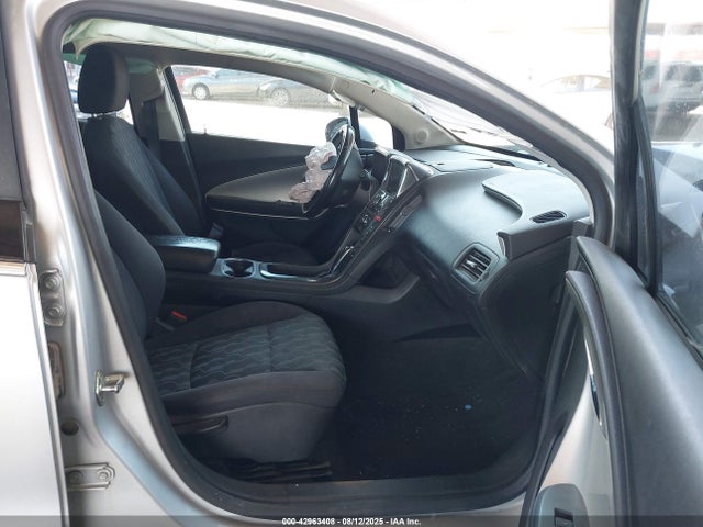 Chevrolet luu - ffv, e-flex, fam 2014 1G1RE6E43EU138342 Image 5