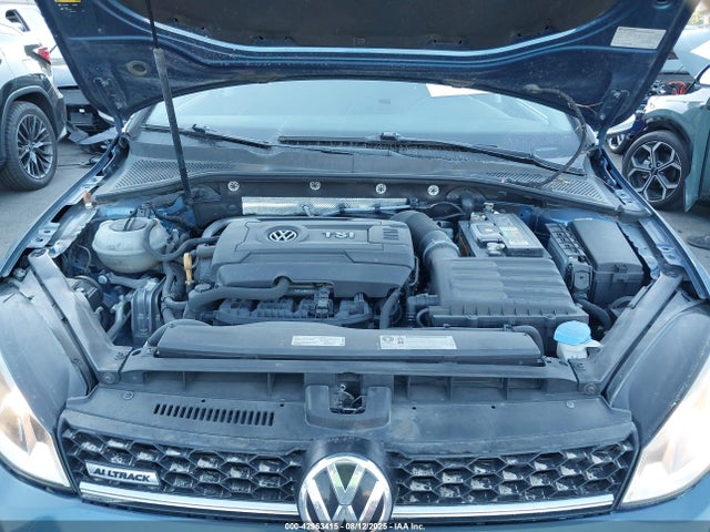 3VWH17AU1HM509952 Volkswagen 1.8 tsi