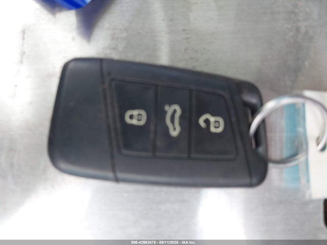 Volkswagen 1.4 tsi 2019 3VWC57BUXKM052093 Image 11