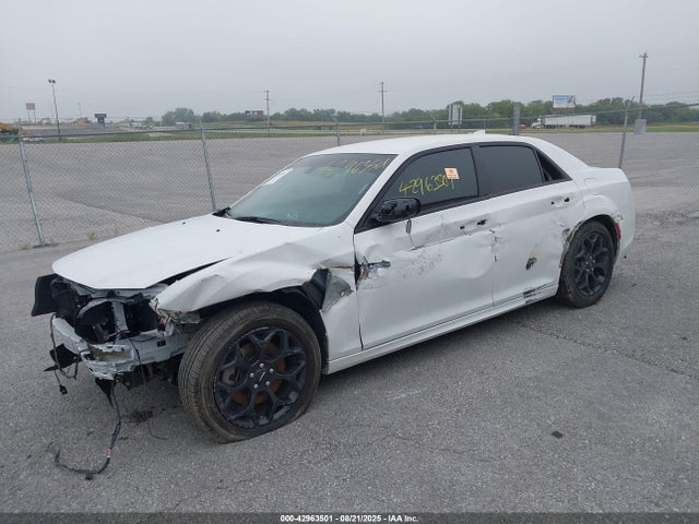 Chrysler 300 2023 2C3CCASG7PH667016 Image 2