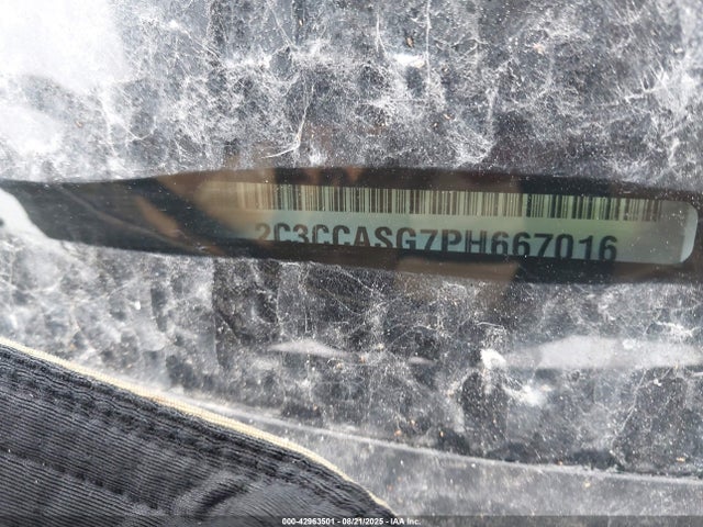 Chrysler 300 2023 2C3CCASG7PH667016 Image 9