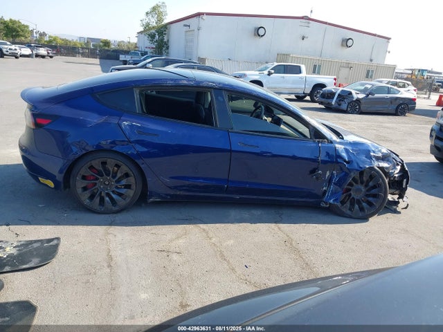 5YJ3E1EC6NF164949 Tesla MODEL 3