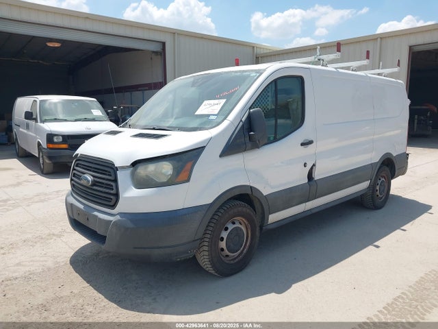 Ford 2016 2016 1FTYE1ZM7GKB32087 Image 2