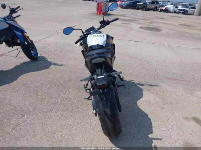 2025 SUZUKI GSX-S1000 JS1EK11D7S7100060 Photo 5