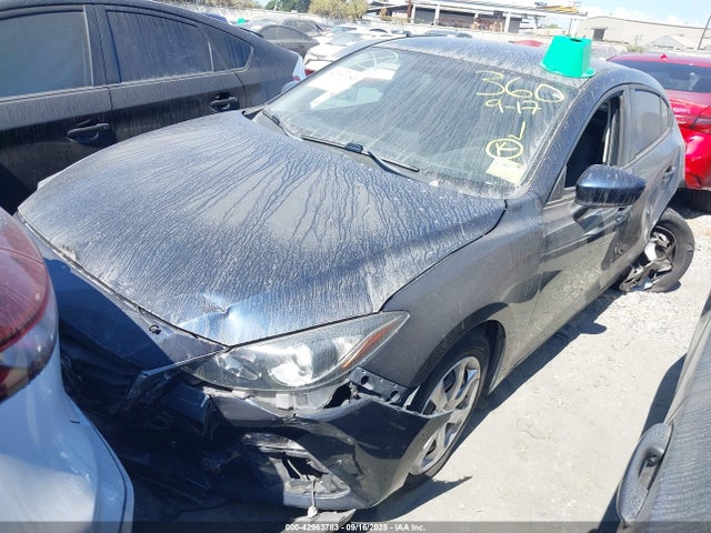Mazda pe 2015 3MZBM1K74FM203764 Image 2