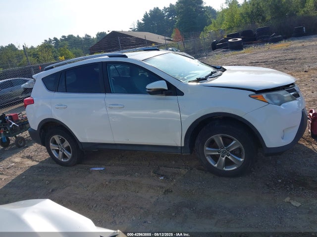 Toyota 2ar-fe 2015 2T3RFREV0FW242239 Image 13