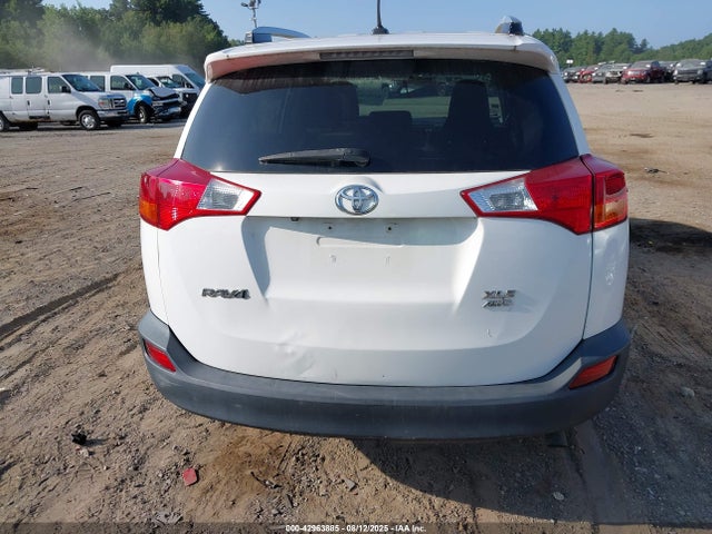 Toyota 2ar-fe 2015 2T3RFREV0FW242239 Image 16