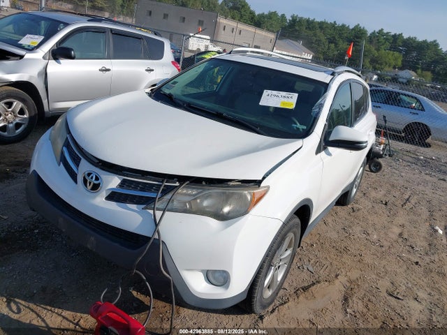 Toyota 2ar-fe 2015 2T3RFREV0FW242239 Image 2