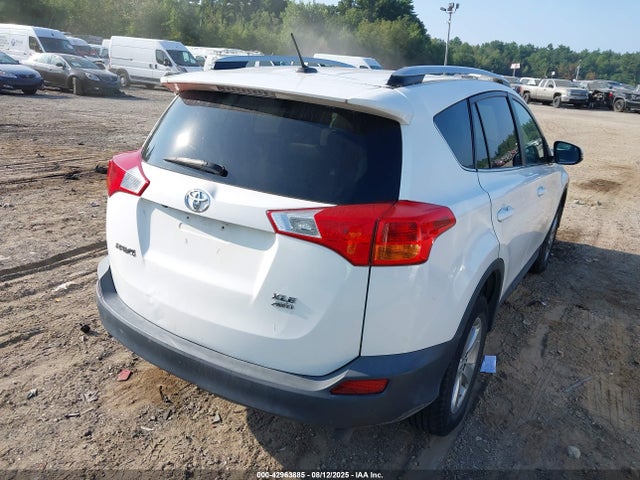 Toyota 2ar-fe 2015 2T3RFREV0FW242239 Image 4