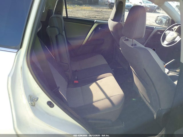 Toyota 2ar-fe 2015 2T3RFREV0FW242239 Image 8