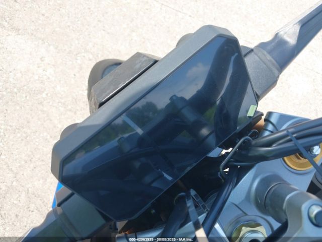 2025 SUZUKI GSX-S1000 JS1EK11D1S7100023 Photo 6