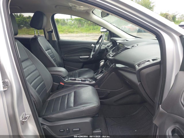 1FMCU9J91FUA52379 Ford Escape