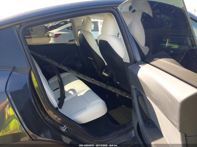 2024 TESLA MODEL Y 7SAYGDEE9RF063173 Photo 7