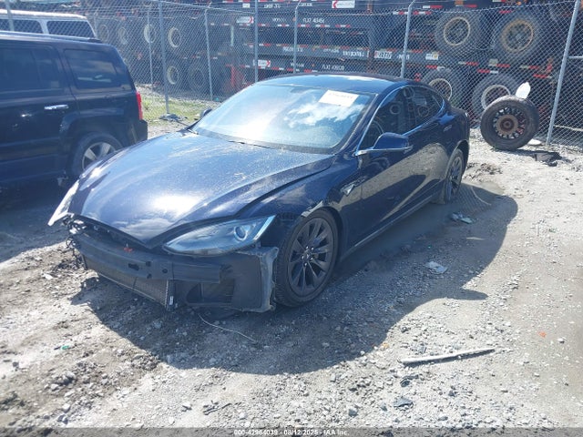 2014 TESLA MODEL S 5YJSA1H19EFP33830 Photo 1