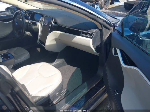 2014 TESLA MODEL S 5YJSA1H19EFP33830 Photo 4