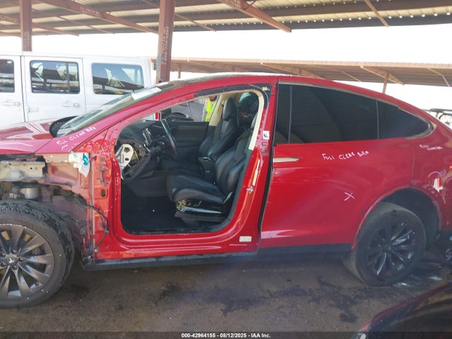 Tesla MODEL X 2016 5YJXCAE20GF004017 Image 15