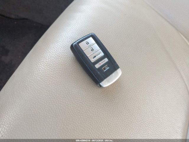 2017 ACURA RDX 5J8TB4H39HL036620 Photo 10