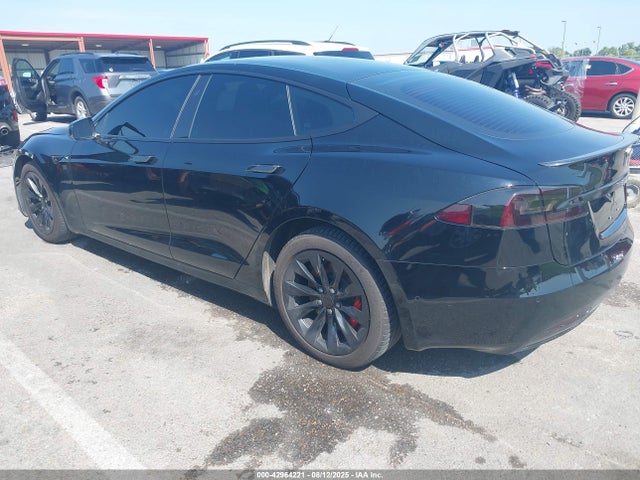 2019 TESLA MODEL S 5YJSA1E42KF309061 Photo 2