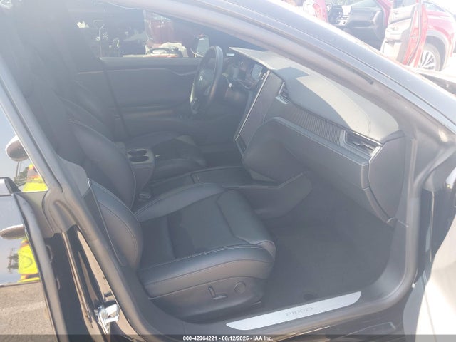 2019 TESLA MODEL S 5YJSA1E42KF309061 Photo 4